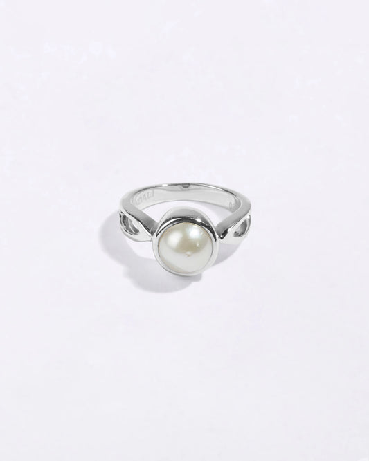 Grace Pearl (Moti) Ring in 925 Silver - Round Shakti