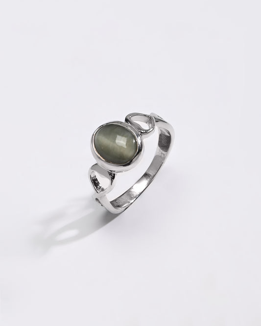 Glorious Cat'S Eye (Lehsunia) Ring in 925 Sterling Silver - Shakti