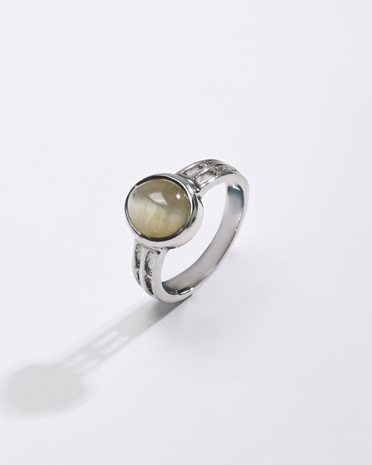 Luxe Cat’S Eye (Lehsunia) Ring in 925 Sterling Silver - Shakti