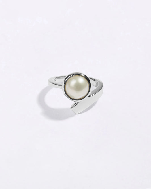 Modern Pearl (Moti) Ring in 925 Silver - Round Shakti