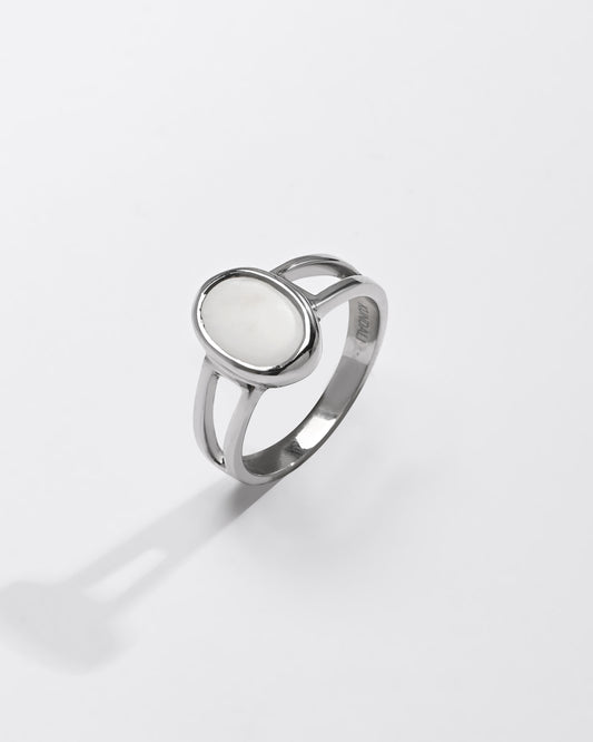 Opal stone silver ring