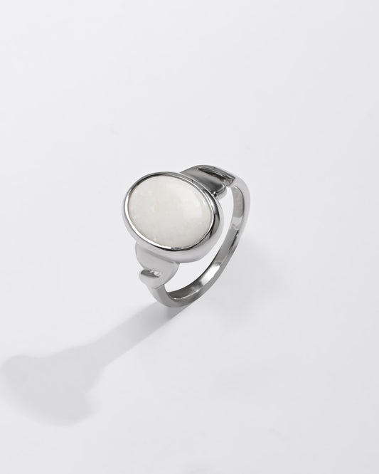 Opal gemstone ring for ladies