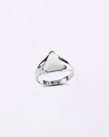 Prestine White Coral Ring in 925 Sterling Silver - Triangular Delta