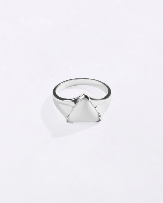 Prestine White Coral Ring in 925 Sterling Silver - Triangular Delta