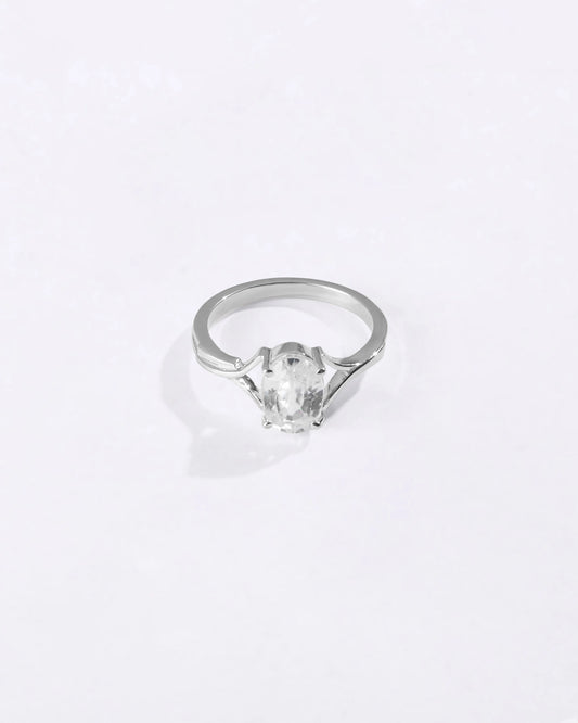 Essential Zircon (Jirkon) Ring in 925 Sterling Silver - Urja