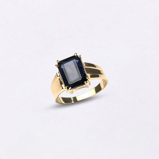 Blue Sapphire Ring for Capricorn Buy from Myra Gems