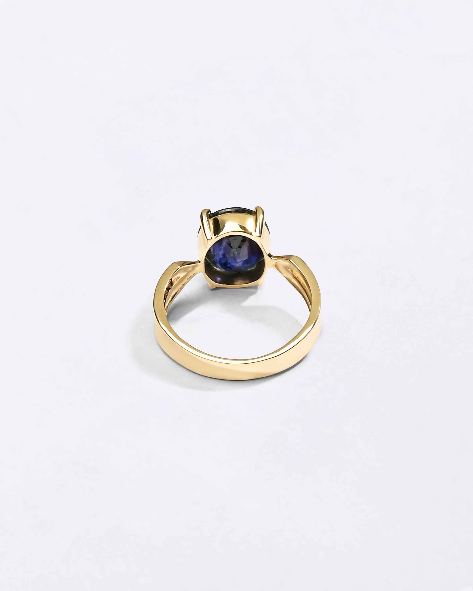 Blue Sapphire Ring in Gold for Men and Women Buy from Myra Gems