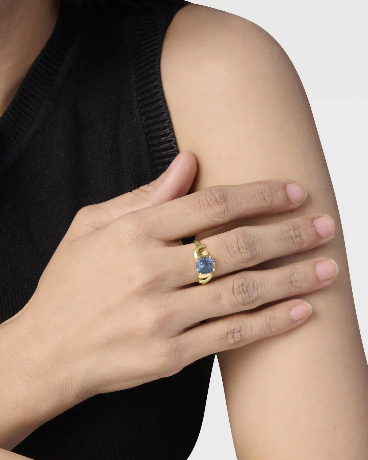 Blue Sapphire Gold Rings