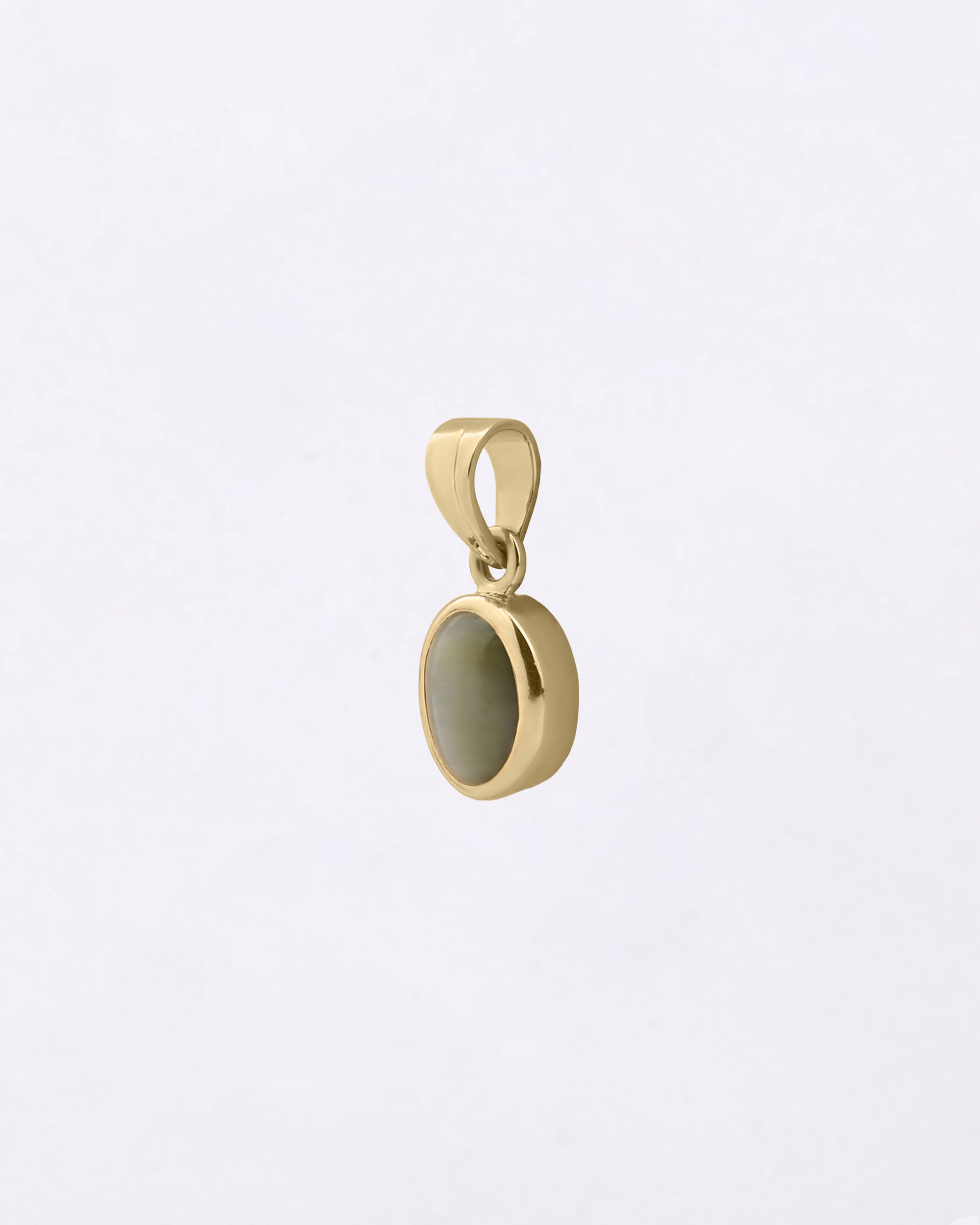 Plain Cat's Eye Pendant in 18K Gold from Myra Gems