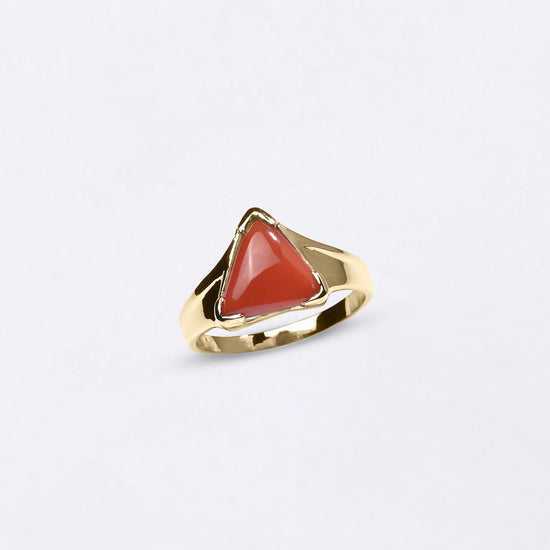Triangle Cut Moonga Stone in 750 Hallmark Gold from Myra Gems