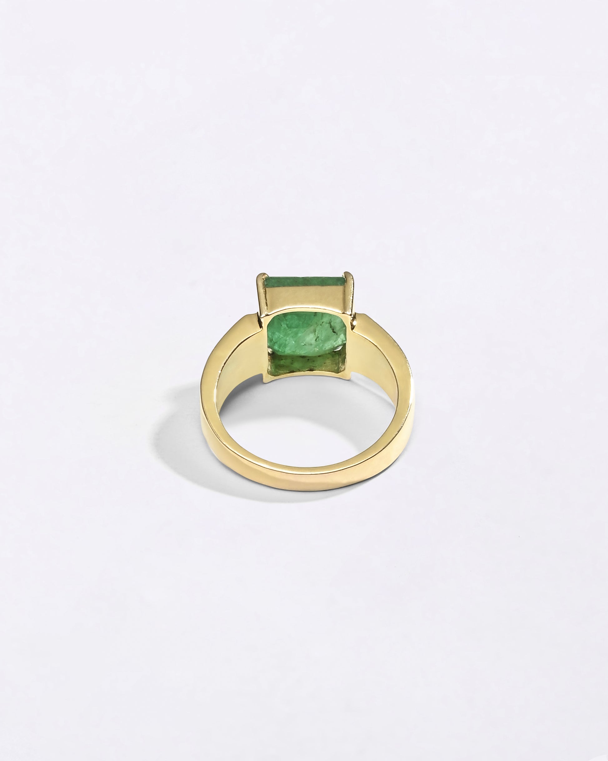 Royal Emerald Ring in 750 Hallmark Gold Urja for Gemini from Myra Gems