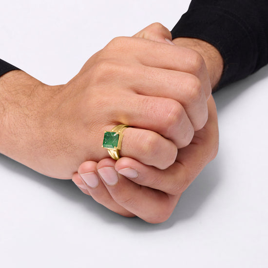 Royal Emerald Ring in 750 Hallmark Gold Urja for Gemini from Myra Gems