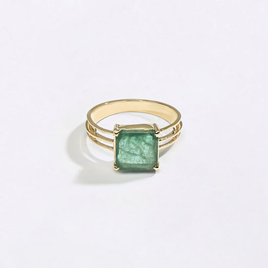 Genuine and Original Emerald Panna Ring Online Gold from Myra Gems