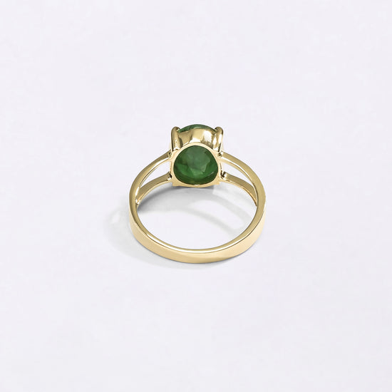 Smart Emerald Ring in 18K Gold Buy from Myra Gems