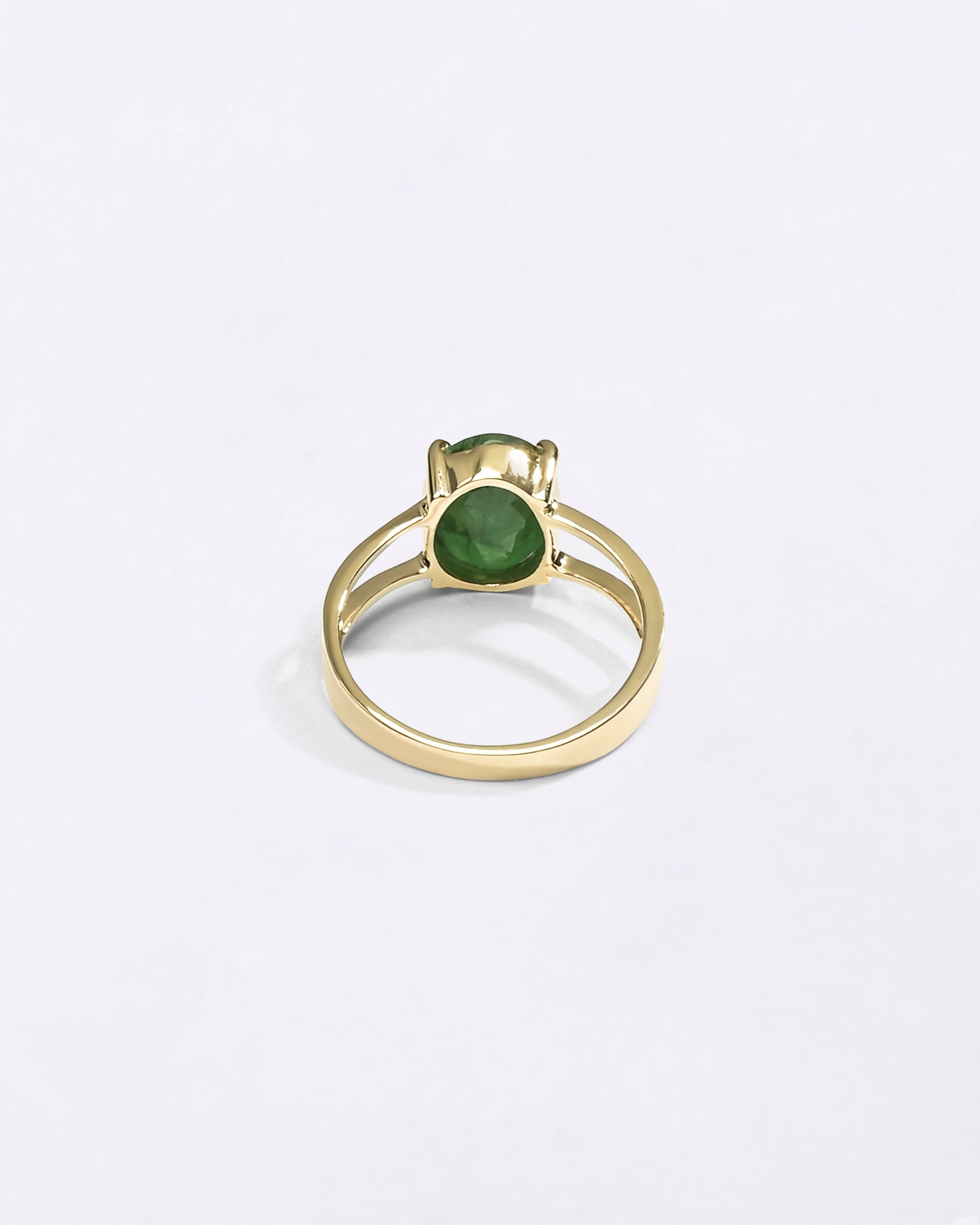 Smart Emerald Ring in 18K Gold Buy from Myra Gems