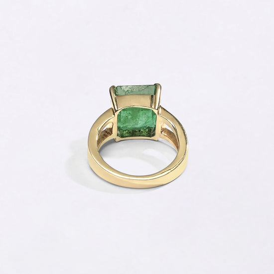 Buy Emerald Gemstone Ring in Gold Online from Myra Gems