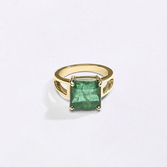 Buy Emerald Gemstone Ring in Gold Online from Myra Gems