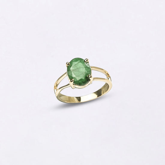 Smart Emerald Ring in 18K Gold Buy from Myra Gems