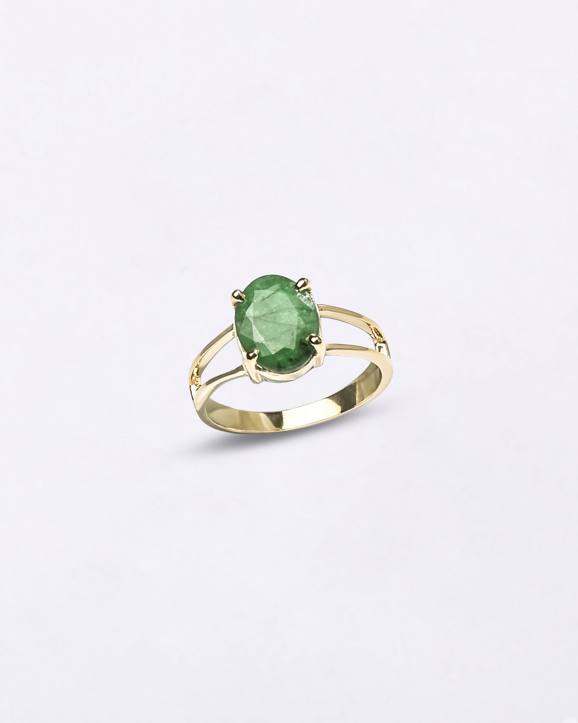 Smart Emerald Ring in 18K Gold Buy from Myra Gems
