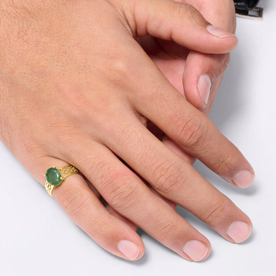 Vintage Bold Green Emerald Ring in 18K Hallmark Gold fron Myra Gems