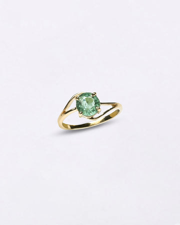 Stylish Emerald (Panna) Ring in Gold - Urja