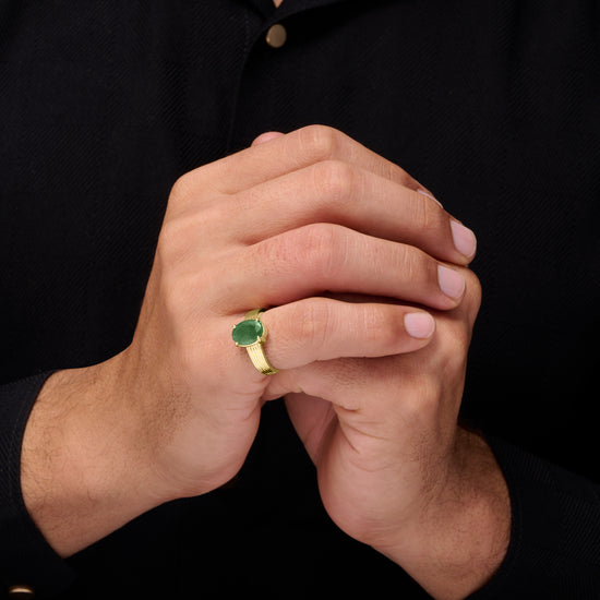 Online Emerald Gemstone Ring in 18K Hallmark Gold Buy from Myra Gems