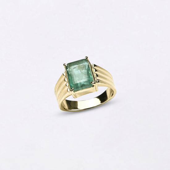 Charming Emerald Ring for Women in Gold from Myra Gems