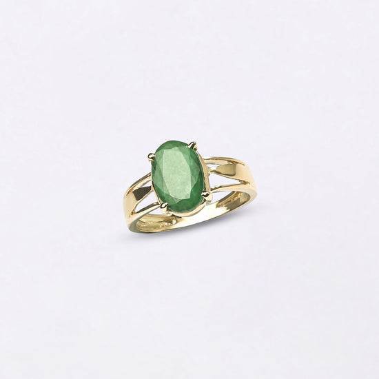 Benefits of Wearing Emerald Ring in 18K Gold from Myra Gems