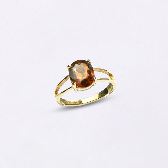 Gomed Ring in 18K Gold from Myra Gems