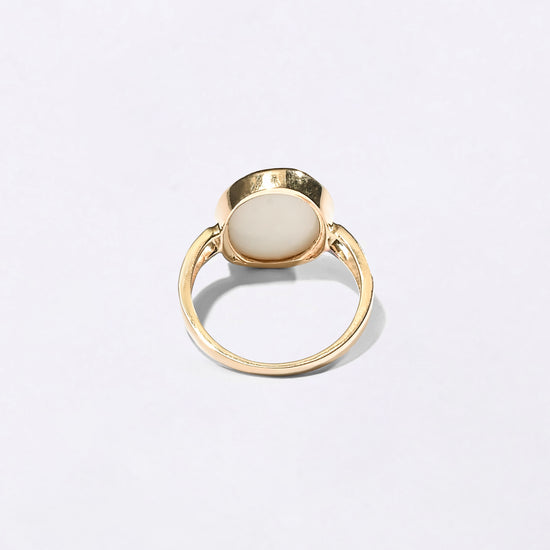 Best Opal Ring Online in 18K Gold from Myra Gems