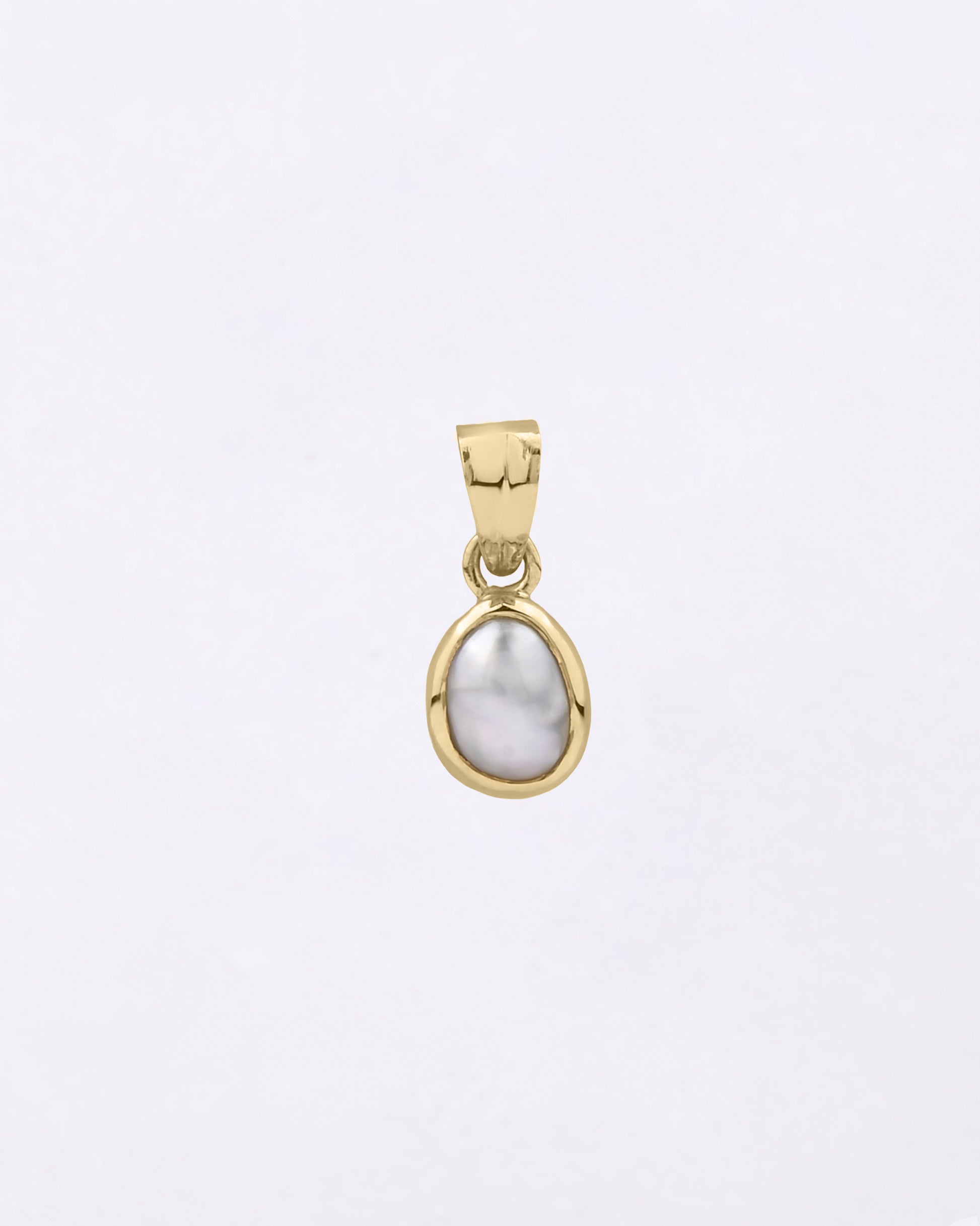 Plain Pearl Pendant in 18K Gold from Myra Gems