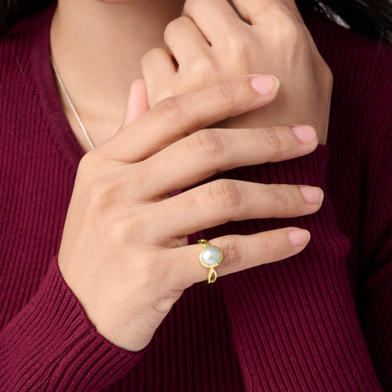 Keshi Pearl Ring in 18K Gold from Myra Gems