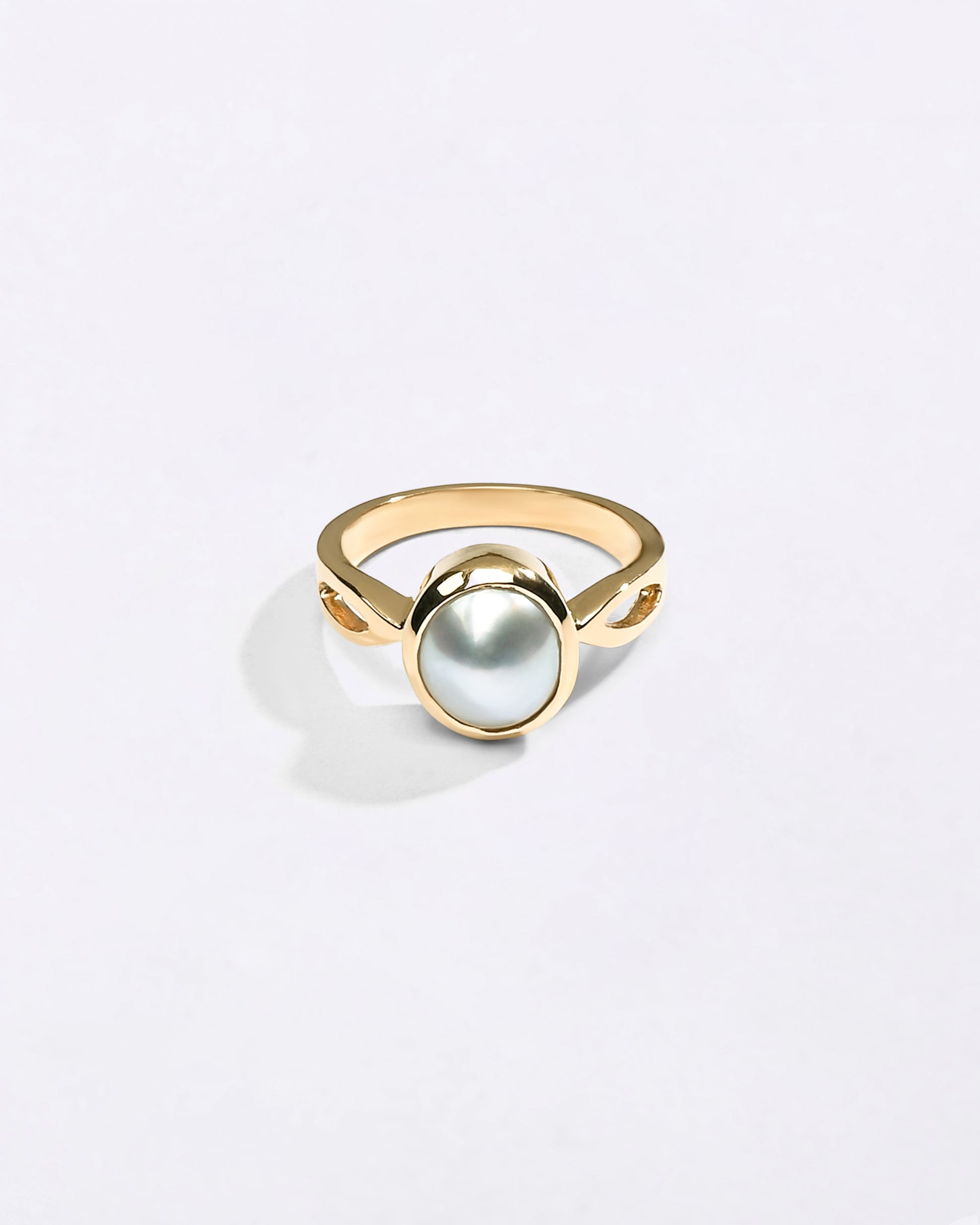 Keshi Pearl Ring in 18K Gold from Myra Gems