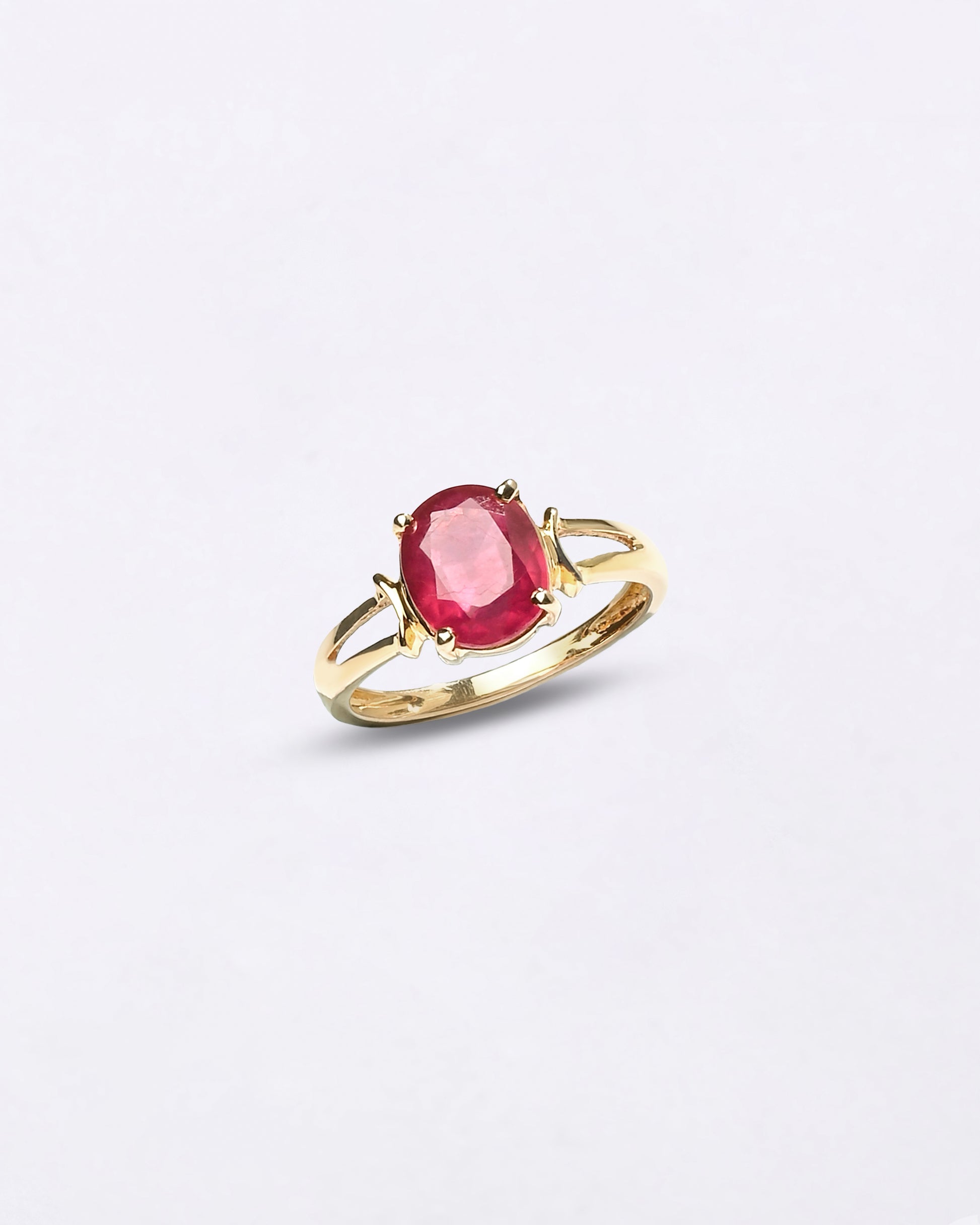 Benefits of Ruby Manik for Female in 18K Gold Buy from Myra Gems