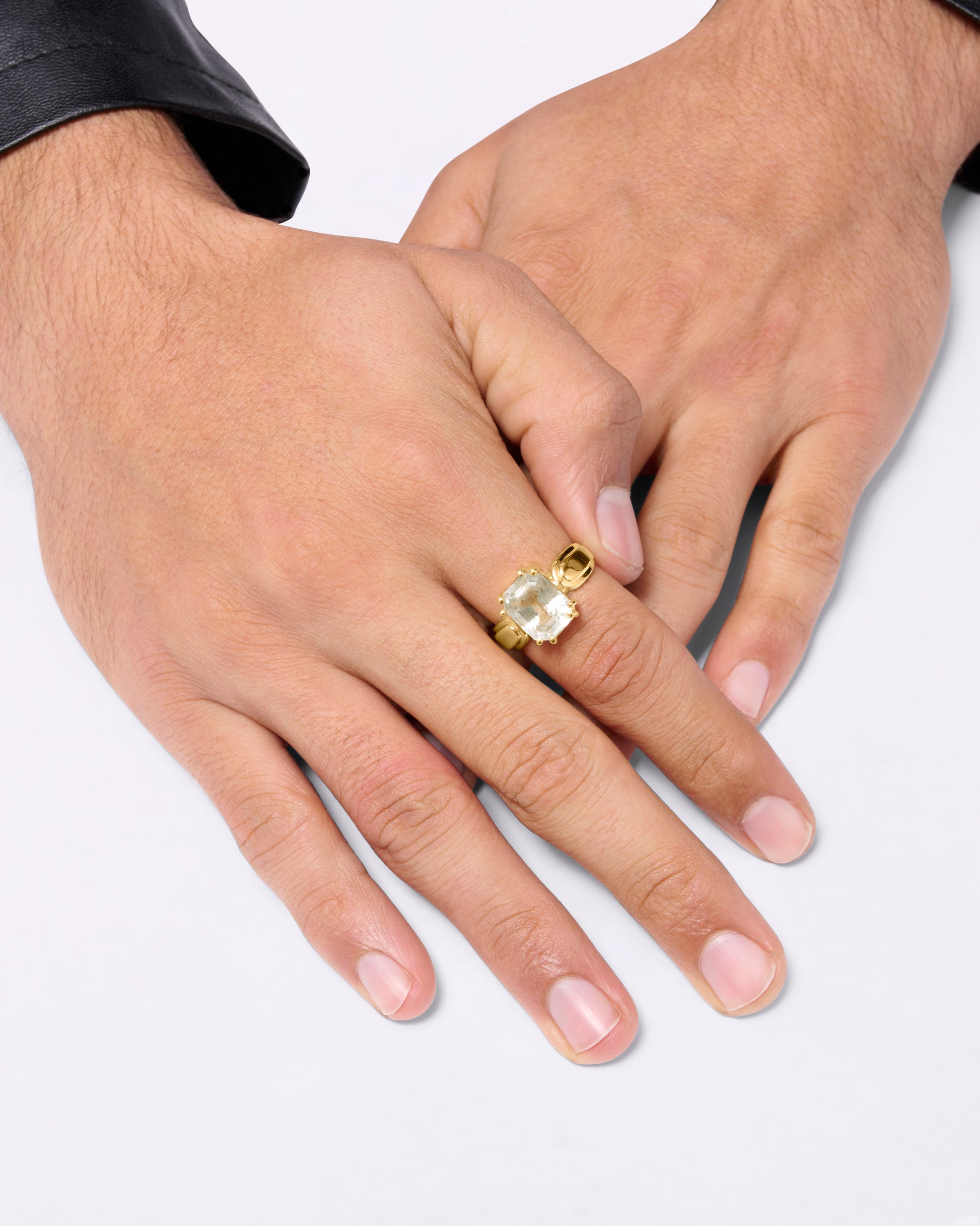 Elegant White Sapphire Gemstone 18K Gold Ring from Myra Gems