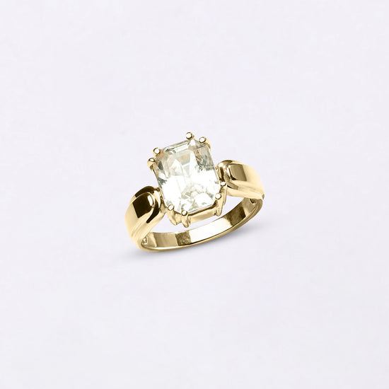 Elegant White Sapphire Gemstone 18K Gold Ring from Myra Gems