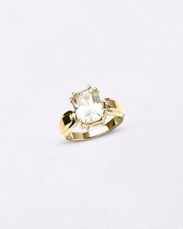 Elegant White Sapphire Gemstone 18K Gold Ring from Myra Gems
