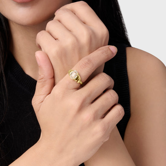 Royal White Sapphire Stone 18K Gold Ring from Myra Gems