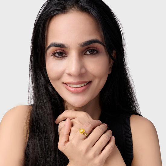 Natural Yellow Sapphire Ring for Female in 18K Gold from Myra Gems
