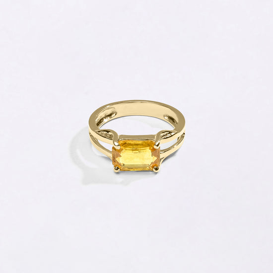 Rectangular Cut Sapphire Ring In 18K Gold from Myra Gems