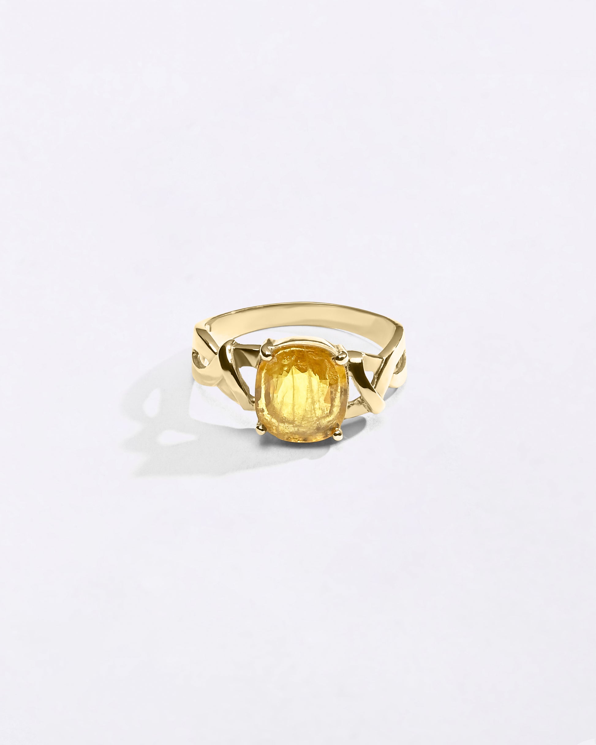 Unique Design of Guru Gemstone in 18K Gold from Myra Gems